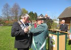 IMG 0346  Bezirksbundesmeister Hubert Kessing überreicht Viktor Ripke den "Hohen Bruderschaftsorden"